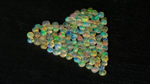 Đá Opal: Sắc màu kỳ diệu và ý nghĩa phong thủy đặc biệt